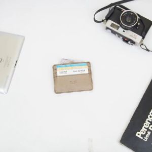 VINGE - Card Holder 6 Slot FREE CUSTOM PRINT - CAEL