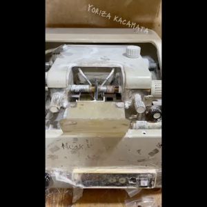 Kacamata Minus Tinggi Lensa Photocromic Bluecromic Blueray