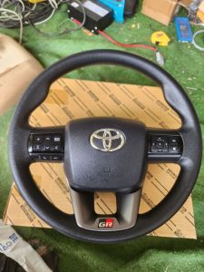 พวงมาลัย GR SportตัวUเทา ปุ่ม Top