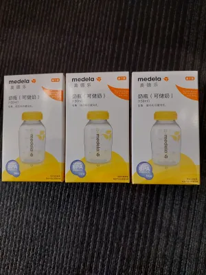 Medela Breastmilk 150ml Storage Bottles with Lid (Pack of 3)