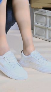 Giày Thể Thao Nữ MWC A155 - Giày Thể Thao Nữ Đế Bằng Chất Liệu Da Êm Mềm