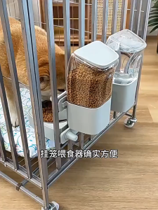 Large Capacity Double Hanging Drinking Water Bowl Eco-Friendly Plastic Pet Hanging Cage Moisture-proof Hanging Cat Feeder