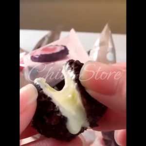 ECER [5 PCS] Franzzi Vina Lava Cookies Balls Matcha Strawberry Yogurt Flavor - Wafer Salut Bulat Isi Kirim Rasa Matcha Stroberi Yogurt 臻采爆浆夾心曲奇小丸子