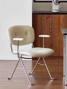 Bauhaus Style Stainless Steel Dining Chair with Armrests Leisurely Backrest Coffee Chair Luxury Home Furniture Restaurant Seat