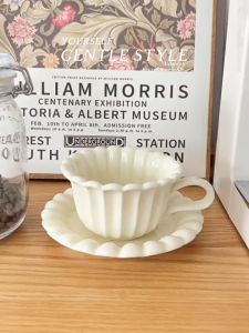 ชุดแก้วกาแฟเซรามิกลายดอกไม้สีพาสเทลพร้อมจานรอง ดีไซน์หรูหรา