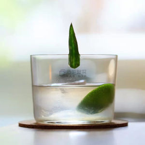 Ultra-Thin Classic Short Glass Cup for Bar Cocktails Crystal Glass Cup Traditional Design Low Profile Cocktail Glass