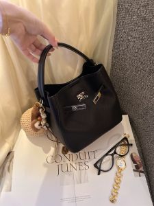 MY&FSNH | Minimalist Soft Tanned Leather Handbag for Women