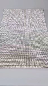 เพชรแผ่นรีดร้อน(hot Fix) ขนาด 39x23 เซนติเมตรสีขาวขนาดเพชร SS8 (2.4 มิลลิเมตร)สีขาวใส เนื้อคริสตัลแท้ ใช้งานประดับและตกแต่งสามารถตัดได้ด้วยมีด