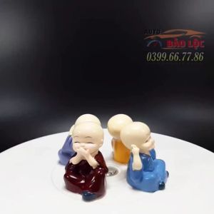 Bộ 4 Tượng Chú Tiểu Tứ Không Để Taplo Trang Trí Xe Ô Tô Bàn Làm Việc Bàn Học