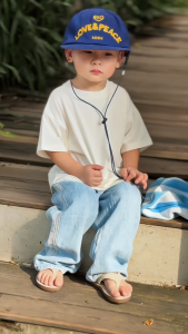 Áo Thun Cho Bé Kirk.L-A-N-D [100% Cotton Premium] - Dành Cho Trẻ Em [Bé Trai Bé Gái] - Cổ Tròn Ôm Tay Ngắn