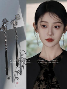 Elegant Long New Chinese Style Womens Earrings No Piercing Required Vintage Clasps Horse Face Skirt Jewelry Accessories