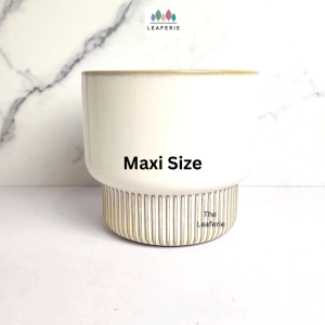 The Leaferie Evan plant pots. Ceramic flowerpot . flowerpots . flower pot . planter . planters . Flowers