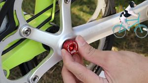 Ốc Trục Giữa Cốt Vuông Xe Đạp - Chống Bụi Chống Thấm Nước (GIÁ 1 ỐC)