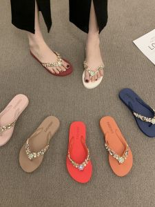 2025 New Womens Flip Flops Summer Outdoor Wear Trendy Flat Bottom Anti-Slip Sandals Fashionable Water Diamond Beach Slippers