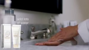 OUHOE  น้ำยาล้างข้าว   ผลิตภัณฑ์ทำความสะอาดผิวหน้า ให้ความชุ่มชื้น บำรุง ฟองน้ำล้างหน้า