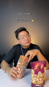 MR. P Mixed Nuts Premium 130gr - Kacang Mix dengan variang premium dengan rasa gurih asin