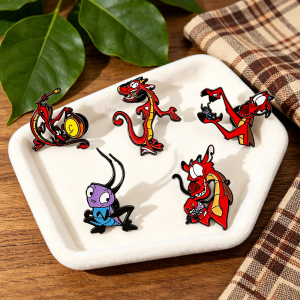 Bandai | Mulan Movie Enamel Pins - Collectible Lapel Brooches Featuring Mushu & Cri-Kee Ideal Gift for Fans to Decorate Backpacks Jac