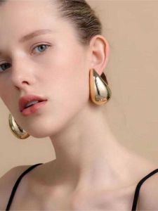 Fashionable Gold-Plated Waterdrop Earrings with Luxury Sense and Metal Details Large Size for Women