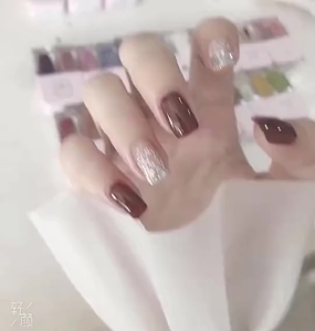 ยาทาเล็บไม่ต้องอบ น้ำยาทาเล็บ สีทาเล็บเจล สีทาเล็บทูโทน 2 สีในขวดเดียว แห้งไว กันน้ำ ไม่ต้องอบ ไม่เป็นอันตราย ใช้งานง่าย