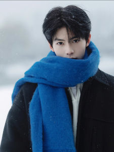 Thickened Blue Knitted Scarf for Men And Women Warm Fashionable All-Match Shoulder Wrap Winter Essential Versatile Scarf