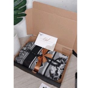 FREE PAPER BAG Paket Hampers Gift Box Kado Cowok sarung Sajadah Al Quran Peci Tasbih Kado Ultah Anniversery Wisuda