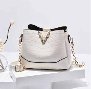 Large Capacity Womens Bags 2026New Trendy Fashion Wide Shoulder Strap Crossbody Bag Versatile Single Shoulder Bucket Bag