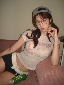 Áo Thun Nữ Mùa Hè Mỏng Tay Ngắn Cổ Tròn in Chữ Thon Gọn Gợi Cảm Phong Cách Ngọt Ngào Thường Ngày Chất Liệu Cotton