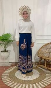 Sarung Batik Rayon / Goyor Print Motif Mbak Santri Hijaiyah | Serian Warna | Sarung Santri Remaja