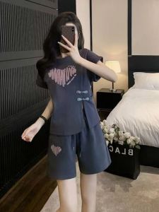 Fashionable Casual Sports Set for Women Summer 2024 New Arrival Short Sleeve Shorts Two-Piece Set with Plaid Buckle Design
