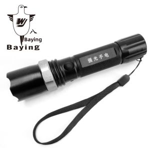 Baying | Đèn Pin LED Công Suất Cao Có Thể Thu Phóng Sạc Được Chống Nước Kèm Búa An Toàn