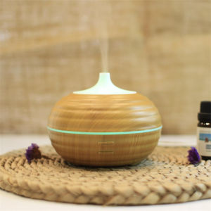 Lovarmoa 100ml Mini Protable Air Humidifier Aroma Diffuser Colorful Light Silent Essential Oil Aromatherapy Desktop Mist Fogger