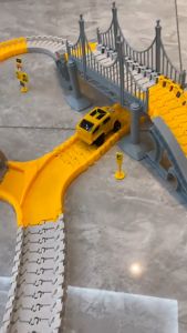 Mainan Anak Laki-Laki Mobil Mobilan Car Track Railcar Way Set 255 Pcs