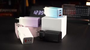 USAMS Sandru Series Adapter Fast Charger GaN 65W 3port ACC