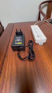 12V 4A Power Supply Adapter 48W US EU Plug in DC Converter 100-240V AC to DC 12V 4000mA Charger for CCTV LED Strip Light