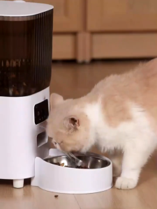 【SG Stocks】 5L Smart Automatic Pet Feeder With APP & 1080P Camera - WiFi Remote Feeding Night VisionMotion Detection