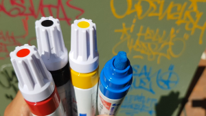 uni Paint Marker PX-30 Oil-Based Bold Chisel