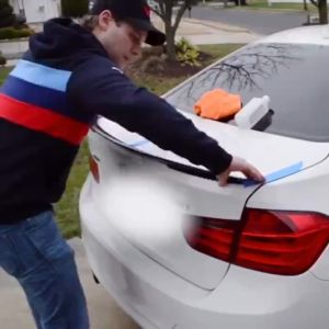 BMW G30 M4 Style Gloss Black Rear Trunk Spoiler Wing - High-Quality Exterior Styling Accessory