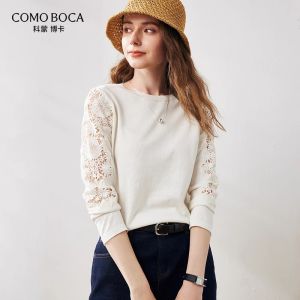 เสื้อยืดคอกลมแขนยาวถักไหมพรมฤดูใบไม้ร่วงใหม่ Comoboca สำหรับผู้หญิง ลายลูกไม้สีขาว เสื้อตัวบนคอวี ความยาวปกติ