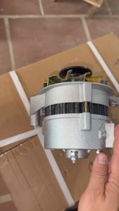 Máy phát điện xe công 12V 1000W đầu nổ tự chế dùng chế quay ra điện