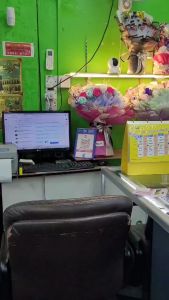 ORIGINAL  MOXOM MX-EP08 MAGNETIC ATTRACTION HI-FI sound Earphone