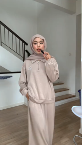 ZOE ARISAH Nicola Jumper Blouse Set Skirt Airport Outfit Baju Suit Wanita Scuba Sports Outdoor Active Casual ZOE ARISSA