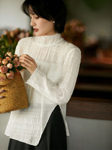Graceful Semi-High Collar Shirt