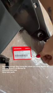 Ốp bửng trong/ Yếm trong đen nhám zin hãng Honda xe Winner X(ver2-3).Có bán lẻ