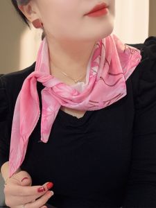 Elegant Silk Square Scarf Womens Spring Summer Sunscreen Necktie Lightweight Breathable Autumn Winter Headscarf Versatile Polyester Fiber