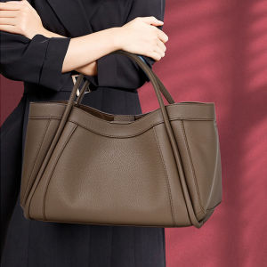 Aidrani    New high-capacity high-quality cowhide bag simple and casual portable womens bag