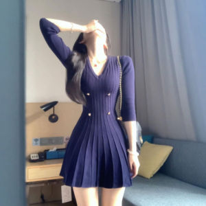 CHANGTONG | Ladylike Style Beautiful Purple V-Neck Knit Dress Fashionable Waist-Cinching Slim