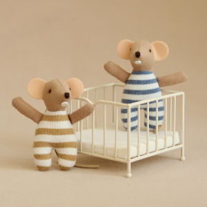 1:12 Miniature Realistic Furniture Square Wrought Iron Crib with Mouse Toy Suitable for Bjd Ob11 Dollhouse Home Decoration Birthday Gift