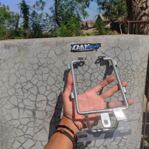 TULANG KUPINGAN DEPAN TRALIS LAMPU DEPAN T ATAS BAWAH NINJA R RR TRALIS LAMPU PESEK SKOK NINJA RR R TULANGAN LAMPU UTAMA SHOK NINJA R RR TULANG LAMPU DEPAN SHOCK DEPAN KAWASAKI NINJA T ATAS NINJA RR R BESI TRALIS TULANG LAMPU KUPINGAN LAMPU SKOK NINJA