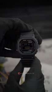 Jam Tangan Pria Casio G-Shock DW-5600RW-1D Black Dial Black Resin Band