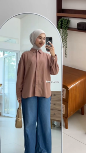 Ixora Veda Oversized Shirt - Atasan Kemeja Wanita Oversize Lengan Panjang Katun Polos